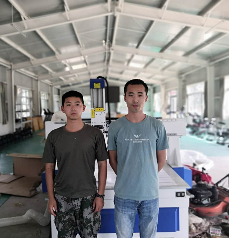 山東濰坊1325木工雕刻機(jī)，部隊(duì)直供