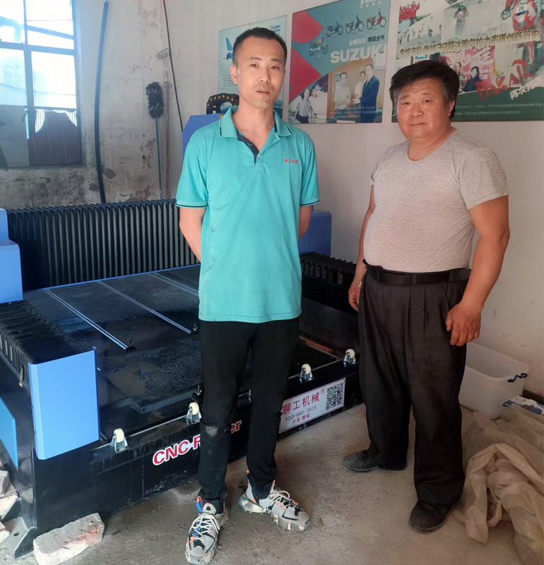 廣西1325壽材石材雕刻機(圖1)